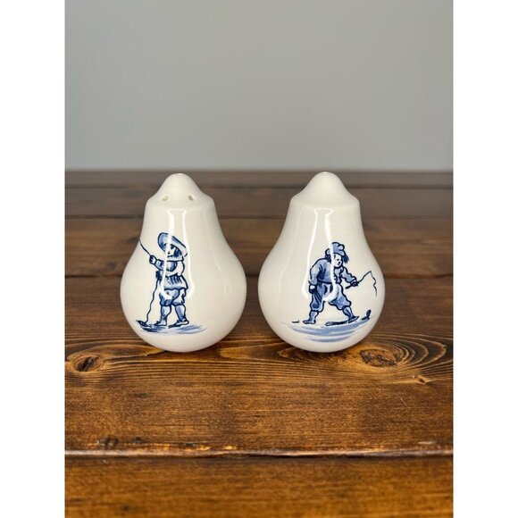 Vintage salt and pepper shakers Dutch boy stick horse kite flying - Picture 1 of 11